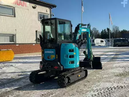 Mini excavadoras 2023 Airman AX 33 U (11)