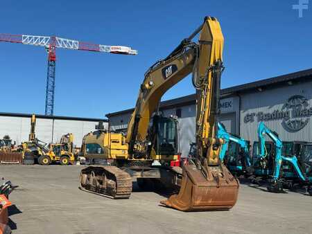 Korečková rýpadla 2007 Caterpillar 330 D L (2)