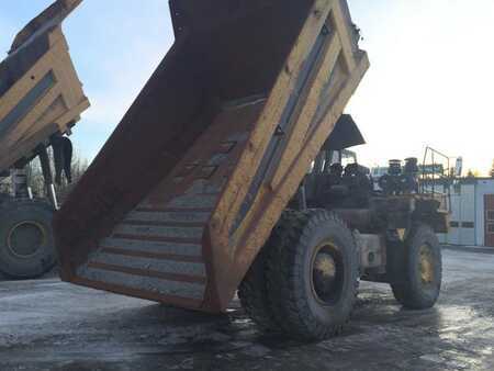 Rigid Dump Trucks 2003 Komatsu HD405-6 (9)