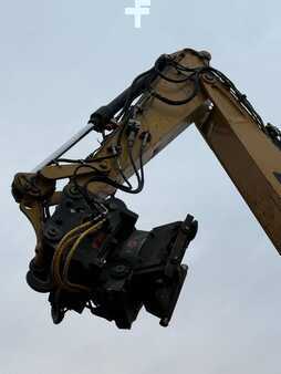 Pelle sur pneus 2014 Caterpillar 313 D (10)