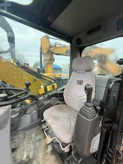 Pelle sur pneus 2014 Caterpillar 313 D (12)