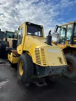 Tiejyrät 2002 BOMAG D177D-3 (1)