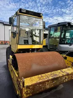 Tiejyrät 2002 BOMAG D177D-3 (4)