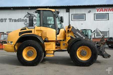 Carregadeira de rodas 2011 Volvo L 45 F (1)