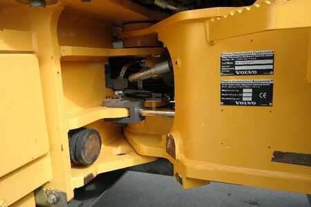 Carregadeira de rodas 2011 Volvo L 45 F (11)