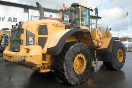 Kerekes rakodó 2011 Volvo L220 G (2)