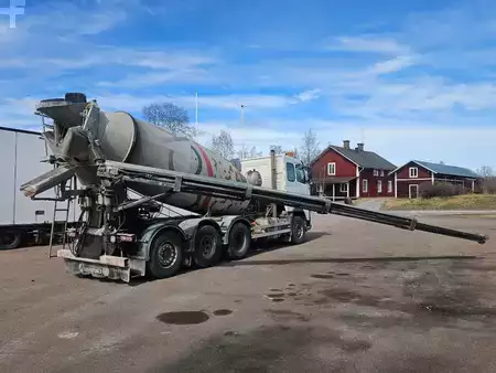 Outro 2006 Volvo FH 400 (1)