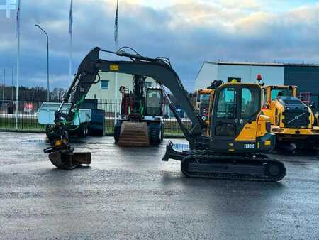 Pelles sur chenilles 2015 Caterpillar ECR 88 D (2)