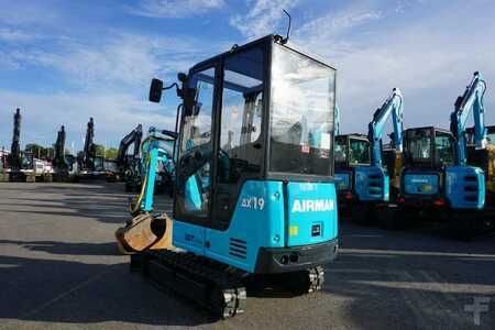 mini escavadeira 2021 Airman AX19-7 *Få Timmar* (7)