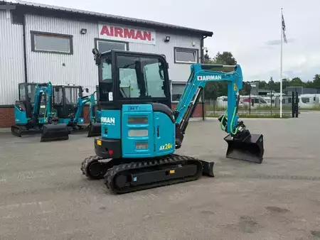 mini escavadeira 2026 Airman AX 26 U-7 (8)