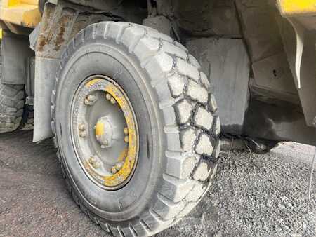 Dumpperit 2007 Komatsu HD405-7 (13)