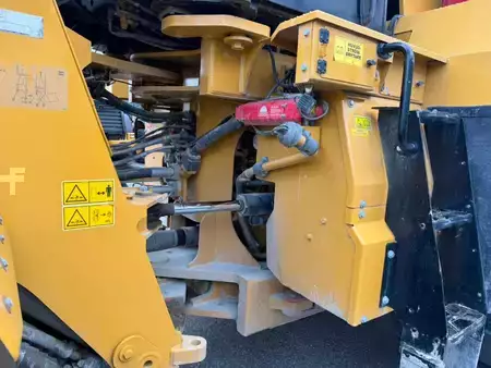 Kolové nakladače 2016 Caterpillar 980M (10)
