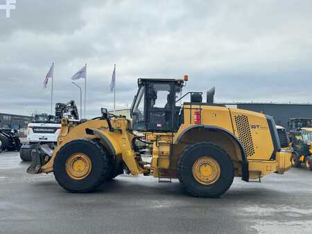 Kolové nakladače 2015 Caterpillar 980 M (1)