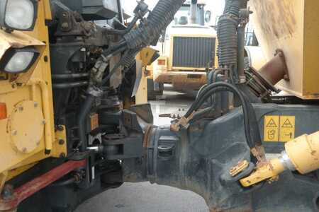 Nivelohjatut dumpperit 2005 Komatsu HM 300-2 (10)