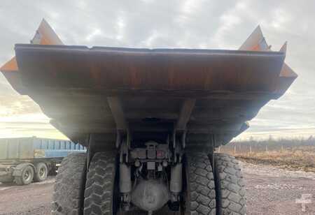 Dumpperit 2013 Komatsu HD405-7 (15)