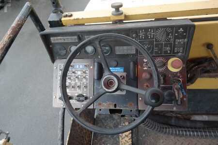 Kerékburkoló 2003 Dynapack F121 4WD (10)