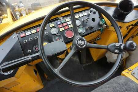 Kerekes rakodó 1982 Volvo 4500 (5)