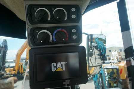Chargeuse sur pneus 2015 Caterpillar 980 M (10)