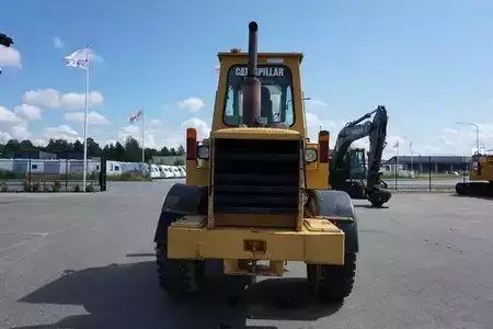 Wielladers 1983 Caterpillar 920 (9)