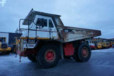 Rigid Dump Trucks 1998 Caterpillar 769 D (18)