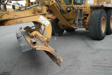 Livellatrici 1996 Caterpillar 140 H (17)