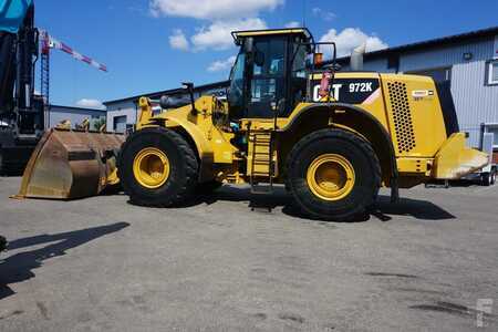 Chargeuse sur pneus 2013 Caterpillar 972 K (1)