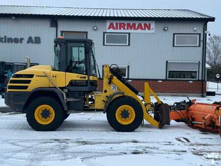Ładowarki kołowe 2018 Yanmar V 120 (6)