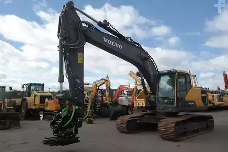 Beltegraver 2015 Volvo EC 220 E *Uthyres* (2)