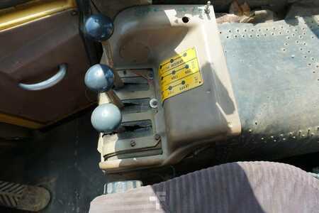 Carregadeira de rodas 1983 Caterpillar 920 (16)