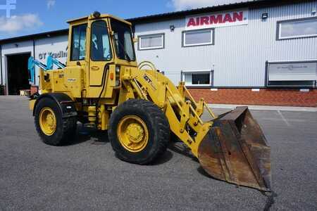 Carregadeira de rodas 1983 Caterpillar 920 (7)
