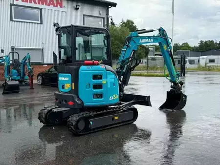 mini escavadeira 2023 Airman AX 33 U (8)