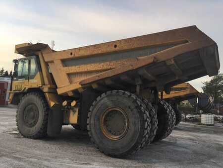 Dumpperit 1999 Komatsu HD 605-5 (2)