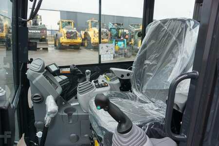 Mini excavadoras 2023 Airman AX33U-7  *Omgående Leverans* (6)