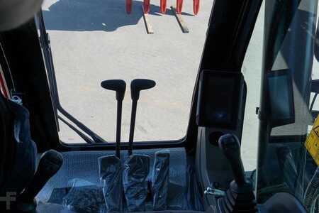 Bæltegraver 2023 Hidromek HMK 520LC-5 *Uthyres* (8)