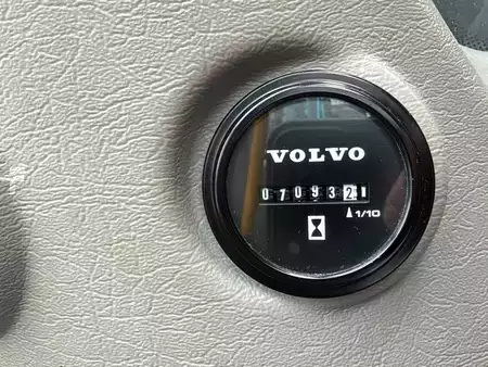 Koparki gąsienicowe 2015 Volvo EC 250 E NL (17)