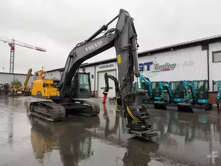 Koparki gąsienicowe 2015 Volvo EC 250 E NL (2)