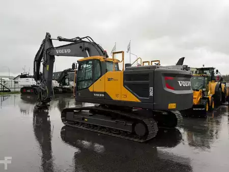 Koparki gąsienicowe 2015 Volvo EC 250 E NL (7)