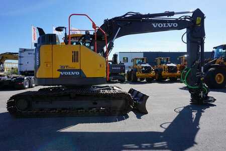 Excavadoras de cadenas 2016 Volvo ECR 145EL (4)