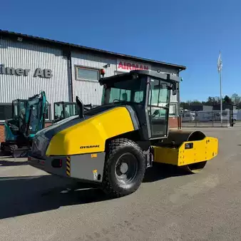 Tiejyrät 2015 Dynapac CA 1500 D (3)
