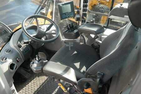 Radlader 2011 Volvo L220 G (6)