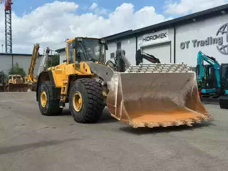Radlader 2003 Volvo L220E (5)