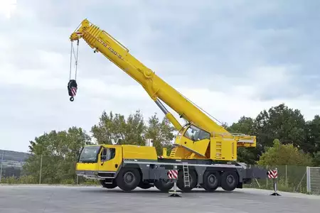 Miscelaneo 2021 Liebherr LTM 1130-5.1, 1130ton,  Model Yaer - 2021 (1)