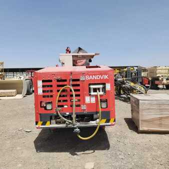 Rotary Drilling Rig 2023 Sandvik Rig DL2710, louder UL70D,Underground Mine Machines (2)