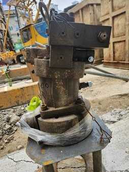 Rotary Drilling Rig 2001 Bauer BC32 with HS873HD Liebherr ,FOR SALE (17)