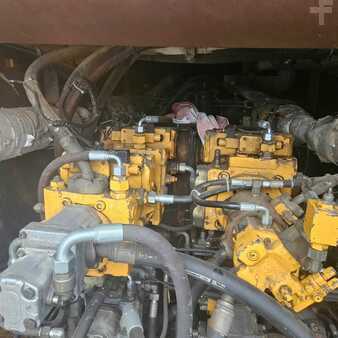 Rotary Drilling Rig 2001 Bauer BC32 with HS873HD Liebherr ,FOR SALE (7)
