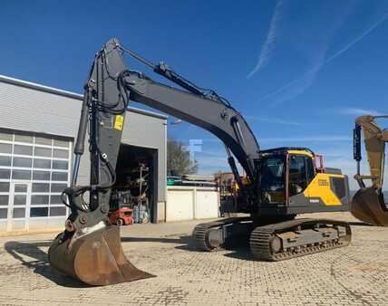 Beltegraver 2021 Volvo EC300E (1)