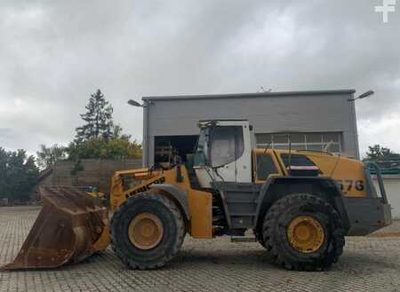 Ładowarki kołowe 2009 Liebherr L 576 (3)