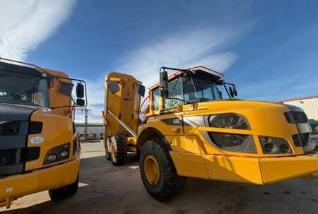 Csuklós dömperek 2021 Volvo A25 G (2)