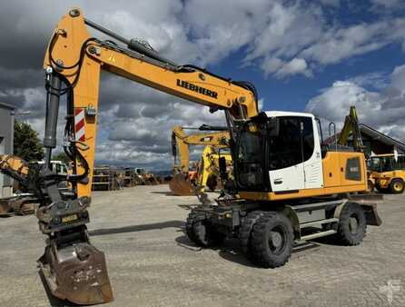 Koparki kołowe 2016 Liebherr A 920 Litronic (2)
