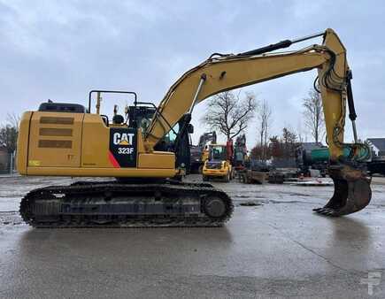 Korečková rýpadla 2017 Caterpillar 323 FLN (2)